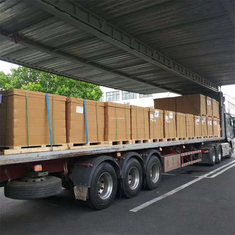 内蒙古呼伦贝尔扎兰屯到新疆喀什叶城县物流公司内蒙古呼伦贝尔扎兰屯至新疆喀什叶城县物流专线往返运输